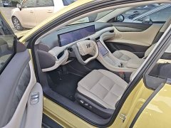 IM Motors Zhiji L6 Max Standard Edition - ფოტო 16