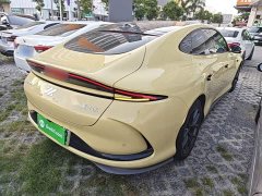 IM Motors Zhiji L6 Max Standard Edition - ფოტო 7