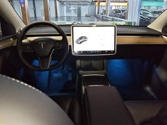 Tesla Model Y Standard Range RWD - ფოტო 10