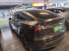 Tesla Model Y Standard Range RWD - ფოტო 5