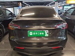 Tesla Model Y Standard Range RWD - ფოტო 6