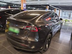 Tesla Model Y Standard Range RWD - ფოტო 7