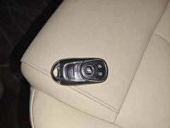 Buick GL8 ES Luxe Enjoyment Edition - ფოტო 9