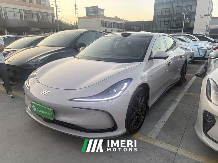 IM Motors Zhiji L6 2024 Max Ultra Performance Edition - ავტომობილი ჩინეთიდან