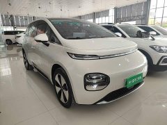Baojun Yunduo 2023 460 Max - ფოტო 4