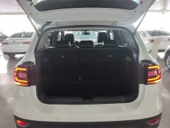 Volkswagen Touran 2023 200TSI DSG Smart Connected Edition - ფოტო 15