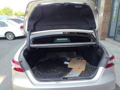 Toyota Camry 2.0G Luxury - ფოტო 19