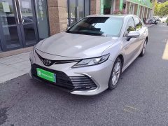 Toyota Camry 2.0G Luxury - ფოტო 2