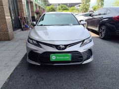 Toyota Camry 2.0G Luxury - ფოტო 3