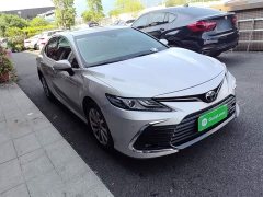 Toyota Camry 2.0G Luxury - ფოტო 4