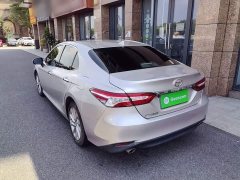 Toyota Camry 2.0G Luxury - ფოტო 5