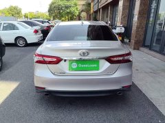 Toyota Camry 2.0G Luxury - ფოტო 6