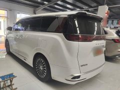 Denza BYD Denza D9 DM-i 1050 Premium - ფოტო 5
