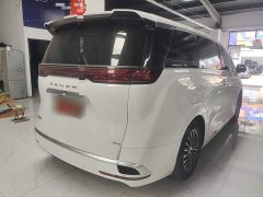 Denza BYD Denza D9 DM-i 1050 Premium - ფოტო 7