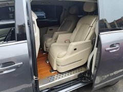 Buick GL8 Land Business Class 652T Comfort - ფოტო 17