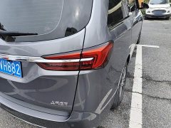 Buick GL8 Land Business Class 652T Comfort - ფოტო 8