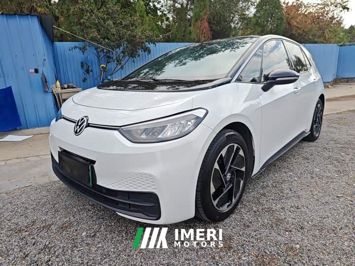 Volkswagen ID.3 Outstanding Edition - ავტომობილი ჩინეთიდან