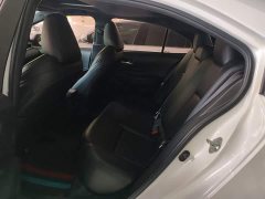 Toyota Corolla 1.8L CVT Luxury - ფოტო 17