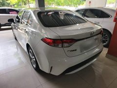 Toyota Corolla 1.8L CVT Luxury - ფოტო 5
