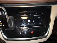 Buick GL8 Land Business Class 652T Luxury - ფოტო 13