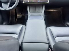 Tesla Model Y Rear-Wheel Drive - ფოტო 12