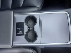 Tesla Model Y Rear-Wheel Drive - ფოტო 14