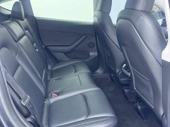 Tesla Model Y Rear-Wheel Drive - ფოტო 16