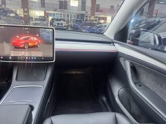 Tesla Model Y Rear-Wheel Drive - ფოტო 19