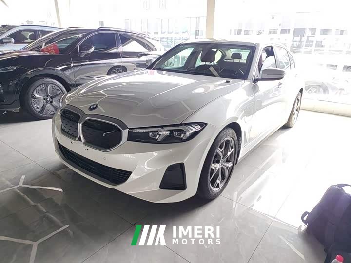 BMW i3 eDrive 35 L