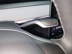 Tesla Model Y Rear-Wheel Drive - ფოტო 14