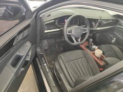 Volkswagen Passat Outstanding Edition 380TSI Starry Sky Dragon Ascendant Version - ფოტო 16