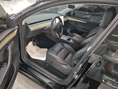Tesla Model Y Rear-Wheel Drive - ფოტო 16