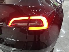 Tesla Model Y Rear-Wheel Drive - ფოტო 8