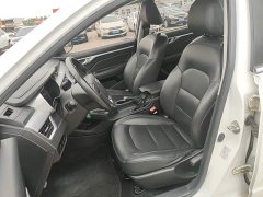 Geely Emgrand 2020 Facelift 1.5L Manual Asian Games Edition - ფოტო 15