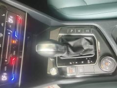 Volkswagen Touareg 2023 330TSI AWD Lunar Premium Edition - ფოტო 14