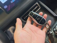 BYD Qin L DM-i 120KM Leading Edition - ფოტო 9