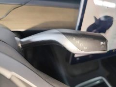 Tesla Model Y Rear-Wheel Drive - ფოტო 14