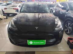 Tesla Model Y Rear-Wheel Drive - ფოტო 3