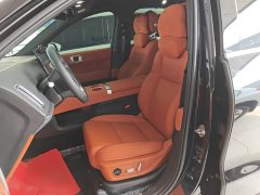 Li Auto L6 Max - ფოტო 15