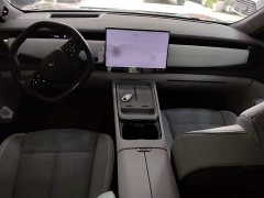 Voyah Lantu Zhiyin Long Range Super Charging Edition - ფოტო 10