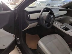 Voyah Lantu Zhiyin Long Range Super Charging Edition - ფოტო 16