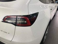 Tesla Model Y Rear-Wheel Drive - ფოტო 8