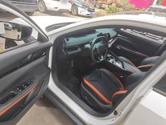 Changan UNI-V 2023 1.5T Premium - ფოტო 16