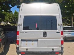 Yufeng Royal Wind V9 2.0T Manual FWD Multifunctional Mid-axle High-roof 7/8/9 Seater - ფოტო 6