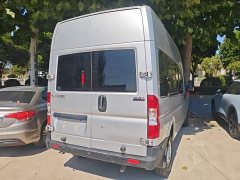 Yufeng Royal Wind V9 2.0T Manual FWD Multifunctional Mid-axle High-roof 7/8/9 Seater - ფოტო 7