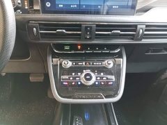 Lincoln Explorer 2.0T Two-Wheel Drive Premium - ფოტო 14