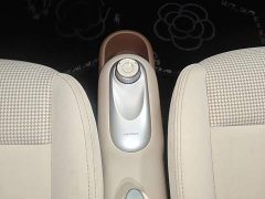 Wuling Hongguang MINIEV Fourth Generation Four-Door Advanced Edition - ფოტო 14
