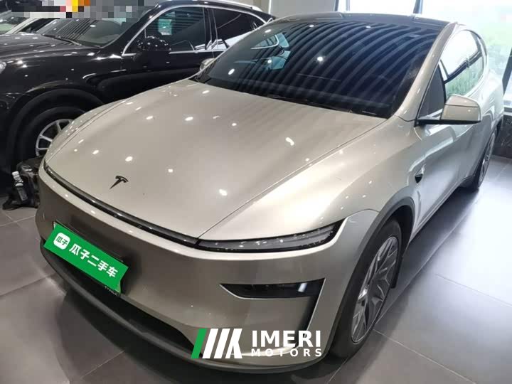 Tesla Model Y L Long Range All-Wheel Drive - ავტომობილი ჩინეთიდან