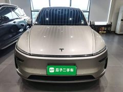 Tesla Model Y L Long Range All-Wheel Drive - ფოტო 3