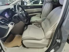 Buick GL8 Land Executive Cabin 652T Luxury - ფოტო 11